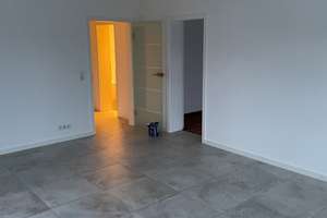 Zuhause mit vier Zimmern und sonnigem West-Balkon und Stellplatz