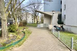 2-Zi-Whg, möbliert, große Einbauküche, Loggia im Grünen – Potsdamer Weg 7, 68309 Vogelstang, Mannheim – Vorschaubild 3
