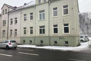 Unsaniertes Mehrfamilienhaus in Zwickau – Die vollständige Adresse der Immobilie erhältst du vom Anbieter., 8066 Gebiet Talstraße/Trillerberg, Zwickau – Vorschaubild 1