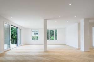 Exklusives Neubau-Highlight im Hinterhof: Stilvolle Maisonette mit moderner Ausstattung