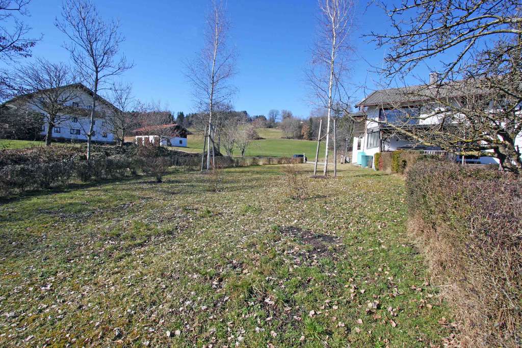 Immobilie in Rimsting - Ruhige Ortsrandlage und herrlicher Blick auf die Chiemgauer Alpen - Bild 3