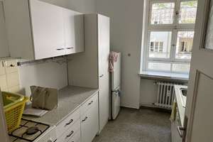 Neu sanierte helle 2-Zimmer Wohnung mit Südbalkon im 2.OG in ruhiger Lage in Wilmersdorf – Die vollständige Adresse der Immobilie erhältst du vom Anbieter., 14197 Wilmersdorf, Berlin – Vorschaubild 11