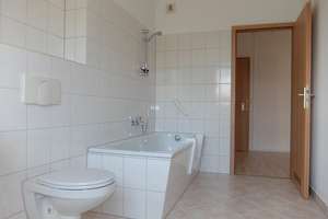 2-Zimmer-Wohnung mit Duschwanne, Aufzug ebenerdig ... – Wilhelm-Firl-Straße 22, 9122 Markersdorf, Chemnitz – Vorschaubild 6