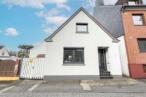 Charmantes Einfamilienhaus mit 3 Zimmern und 2 Bädern – modernisiert & sofort verfügbar – Die vollständige Adresse der Immobilie erhältst du vom Anbieter., 28757 Vegesack (Ortsteil), Bremen – Vorschaubild 1