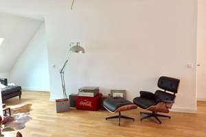 Moderne lichtdurchflutete Maisonette-Wohnung im Dachgeschoss mit Traumblick auf den Fernsehturm – 40223 Bilk, Düsseldorf – Vorschaubild 4