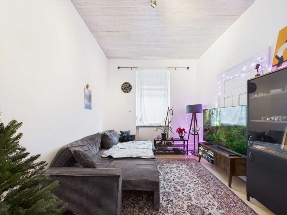 21 Wohnzimmer Vorderhaus