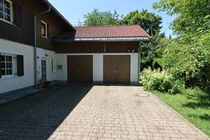 Familientraum: Charmantes Haus im alpenländischen Stil mit viel Platz und idyllischem Garten – Die vollständige Adresse der Immobilie erhältst du vom Anbieter., 82054 Sauerlach – Vorschaubild 22