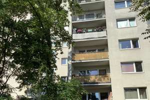 Sanierte 2 Zimmerwohnung mit Balkon – 60489 Rödelheim, Frankfurt am Main – Vorschaubild 2