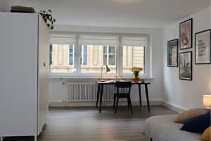 WG Zimmer Stuttgart | Erstbezug | TOP Lage – Kienestraße 37, 70174 Neue Vorstadt, Stuttgart – Vorschaubild 1