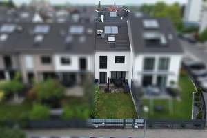 Hochwertiges Reihenhaus 5ZKB + Wohnkeller - Familientraum in Jügesheimer Feldrandlage – Die vollständige Adresse der Immobilie erhältst du vom Anbieter., 63110 Rodgau – Vorschaubild 18