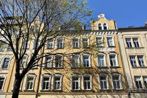 Helle 3-Raum-Wohnung mit Küche und Tageslichtbad  – Matthesstraße 48, 9113 Schloßchemnitz, Chemnitz – Vorschaubild 1