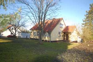Einfamilienhaus mit großem Grundstück – Anbau oder Neubau möglich – Die vollständige Adresse der Immobilie erhältst du vom Anbieter., 38154 Königslutter am Elm – Vorschaubild 1