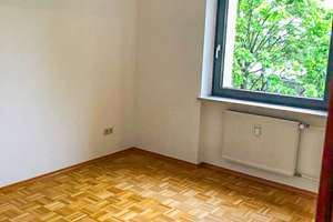Helle 3 ZKB Wohnung mit Balkon im Regensburger Westen – Die vollständige Adresse der Immobilie erhältst du vom Anbieter., 93049 Westenviertel, Regensburg – Vorschaubild 3