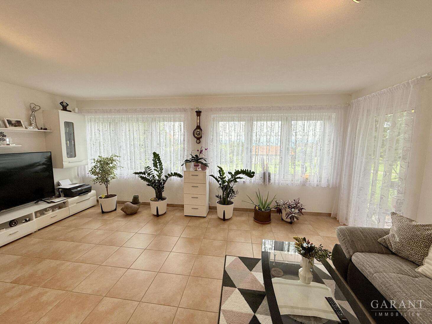 Immobilie in Rickenbach - Schicke Wohnung mit Aussichtslage im Schwarzwald - Bild 3