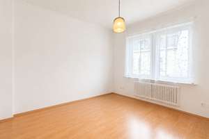 Charmantes Dreifamilienhaus in ruhiger Lage – 60439 Heddernheim, Frankfurt am Main – Vorschaubild 12