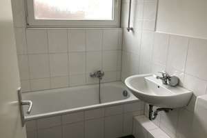 Schicke, gemütliche 4-Zimmer-Wohnung mit Balkon – Leithestr. 122, 45886 Ückendorf, Gelsenkirchen – Vorschaubild 3