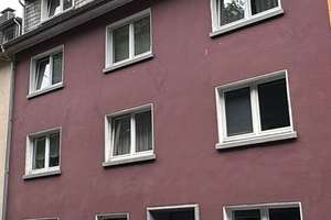 Moderne Erdgeschosswohnung mit Einbauküche