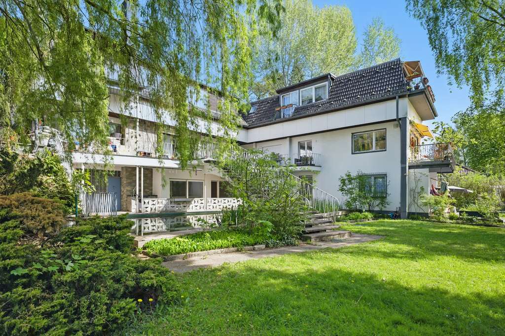 **Traumhafte 3-Zimmer-Wohnung mit Sauna, Pool & großer Terrasse in Wannsee**