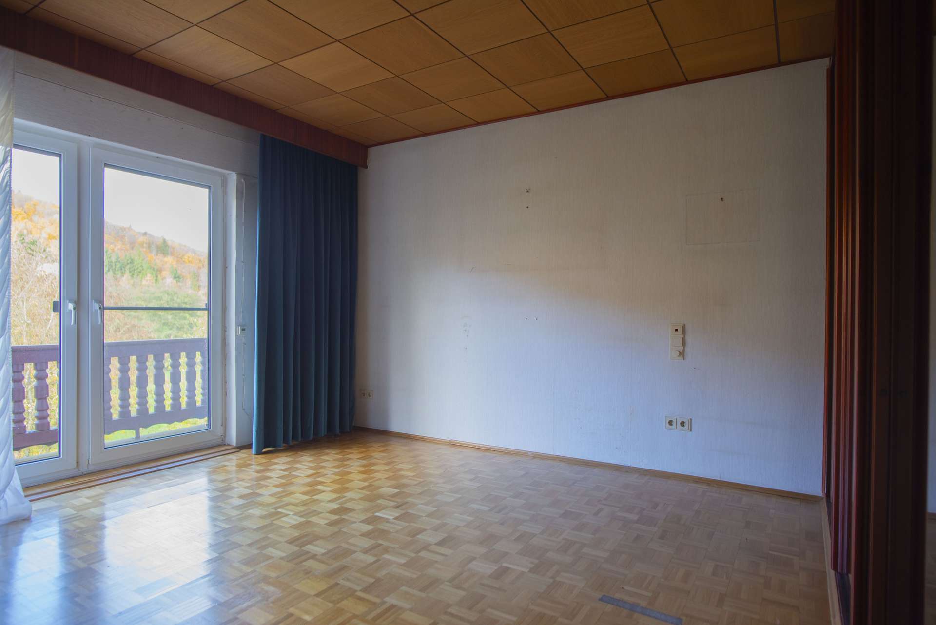 Immobilie in Schmitten - Großes EFH mit vielen Freisitzen und grandioser Aussicht. Käuferprovisionsfrei! - Bild 6