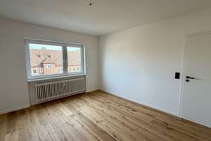 Erstbezug nach hochwertiger Sanierung - Moderne 3-Zimmer-Wohnung mit Balkon & Aufzug – Rendsburger Landstraße 97/99, 24113 Hassee, Kiel – Vorschaubild 11