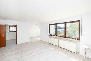 Zweifamilienhaus in guter Lage, größtenteils saniert – Die vollständige Adresse der Immobilie erhältst du vom Anbieter., 93491 Stamsried – Vorschaubild 14
