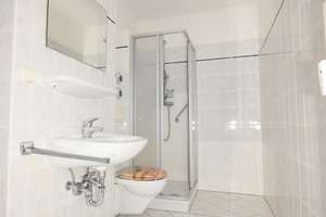 *KAPITALANLAGE: lichtdurchflutete 2-Raum-Wohnung mit Balkon in Schloßchemnitz* – Tannenstraße 19, 9113 Schloßchemnitz, Chemnitz – Vorschaubild 2