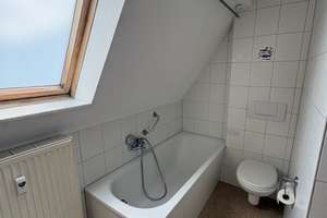 Kompaktes Apartment in Ulm: 1-Zimmer-Wohnung im Dachgeschoss – Die vollständige Adresse der Immobilie erhältst du vom Anbieter., 89077 Weststadt, Ulm – Vorschaubild 4