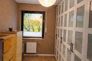 Schöne 3 Zimmer Wohnung mit großem Balkon, Einbauküche, PKW Stellplatz – Die vollständige Adresse der Immobilie erhältst du vom Anbieter., 41236 Heyden, Mönchengladbach – Vorschaubild 3