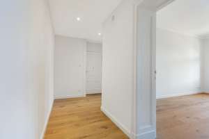 Hochwertig sanierte Altbauwohnung: Lichtdurchflutetes Raumwunder mit Balkon in Berlin Westend – Die vollständige Adresse der Immobilie erhältst du vom Anbieter., 14059 Westend, Berlin – Vorschaubild 16