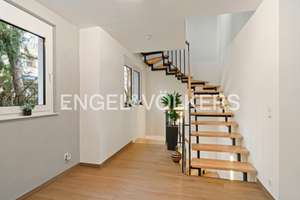 Moderne Doppelhaushälfte mit viel Platz, Garten und zwei Terrassen – familienfreundlich und energ... – Die vollständige Adresse der Immobilie erhältst du vom Anbieter., 60488 Hausen, Frankfurt am Main – Vorschaubild 6