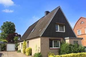 Charmantes Zweifamilienhaus in St. Jürgen