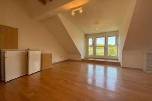 Dachgeschosswohnung mit Einbauküche in begehrter Lage – Die vollständige Adresse der Immobilie erhältst du vom Anbieter., 68163 Lindenhof, Mannheim – Vorschaubild 3