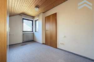 Schönes Zuhause in ruhiger Siedlung mit Einliegerwohnung, Solar, Doppel-Garage und großem Grundstück – Ostalbkreis – Vorschaubild 24