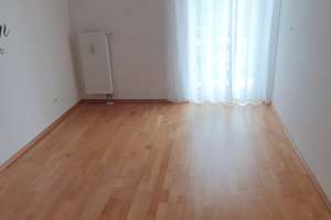Sonnige, gepflegte 2-Zimmer-Wohnung mit Balkon und Einbauküche in Kirchheim b.München – Am Sportpark 3, 85551 Kirchheim bei München – Vorschaubild 14