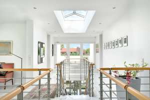 Lichtdurchflutete Traumvilla mit Indoor-Pool und 2 Garagen in ruhiger Lage von Köln-Müngersdorf – Die vollständige Adresse der Immobilie erhältst du vom Anbieter., 50993 Müngersdorf, Köln – Vorschaubild 6