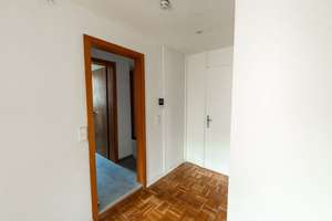 Elegante 4-Zimmer-Dachgeschosswohnung mit Charme – Lichtdurchflutet in Esslingen – Die vollständige Adresse der Immobilie erhältst du vom Anbieter., 73728 Innenstadt, Esslingen am Neckar – Vorschaubild 25