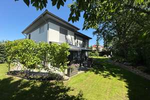 großzügige und perfekt ausgestattete Familien-Villa – Die vollständige Adresse der Immobilie erhältst du vom Anbieter., 14476 Groß Glienicke, Potsdam – Vorschaubild 4
