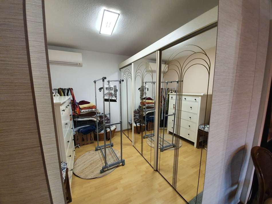 Ankleidezimmer EG
