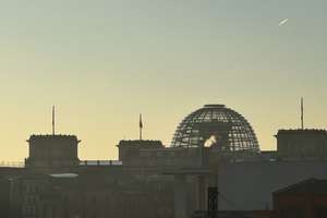 Exklusives Penthouse Premium Lage in Berlin Mitte /TG Stellplatz/ Preis auf Anfrage – Albrechtstraße -, 10117 Mitte (Ortsteil), Berlin – Vorschaubild 2