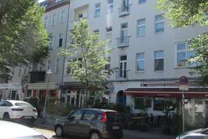 4-Zimmer-Wohnung mit EBK, vermietbar sofort