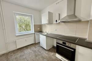 Erstbezug nach Sanierung – Stilvoll modernisierte Wohnung in attraktiver Lage – Westpreußenring 6, 23569 Kücknitz, Lübeck – Vorschaubild 1
