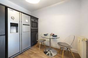 3-Zimmer-Wohnung mit 2 Bädern, Einbauküche und Balkon in Süd-Westausrichtung in Meerbusch-Büderich – Die vollständige Adresse der Immobilie erhältst du vom Anbieter., 40667 Meerbusch – Vorschaubild 6