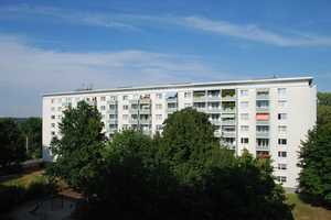 Hell und freundliche 3-Raum-Wohnung mit Balkon – Stollberger Str. 41, 9119 Chemnitz – Vorschaubild 4