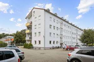 Vermietete 2,5 Zimmer Dachgeschoss Wohnung direkt am Luitpoldpark