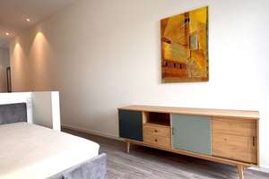 ERSTBEZUG - TOP-LAGE F'Hain | AUFDACHTERRASSE + LOGGIA | EBK | OFFENES STUDIO-APT. | MÖBLIERT | LIFT – Die vollständige Adresse der Immobilie erhältst du vom Anbieter., 10245 Friedrichshain, Berlin – Vorschaubild 13