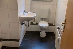 Demnächst frei! 2-Zimmer-Wohnung in Duisburg Huckingen – Mündelheimer Straße 90A, 47259 Huckingen, Duisburg – Vorschaubild 1