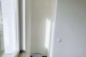 helle, großzügig geschnittene 2 OG 2 Zimmer Wohnung in ruhiger Lage mit Loggia und großem Garten – Reinhardstr. 1A-C, 52078 Forst, Aachen – Vorschaubild 29