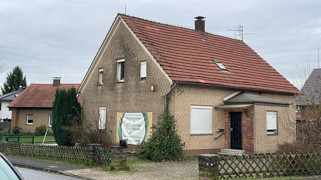 Immobilie in Leopoldshöhe - Exklusive Lage von Leopoldshöhe schönes Einfamilienhaus - Bild 2