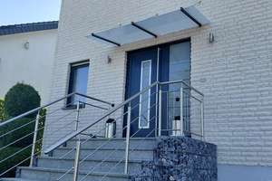 Solides Einfamilienhaus in ruhiger Sackgasse im Zentrum von Ubbedissen – Die vollständige Adresse der Immobilie erhältst du vom Anbieter., 33699 Stieghorst, Bielefeld – Vorschaubild 2