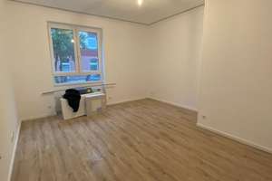 energetisch saniertes Haus + renovierte - 2 Zimmer KDB-Balkon - moderner Altbaucharme! – Stahlstraße 34, 40227 Oberbilk, Düsseldorf – Vorschaubild 5